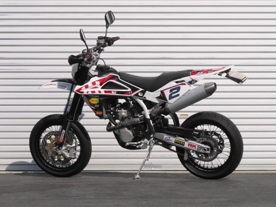 USED BIKE HUSQVARNA SM250R IE｜WHAT'S NEW 新着情報｜モーター