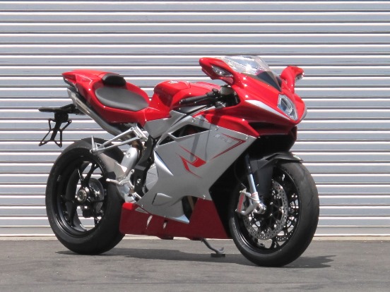 MV AGUSTA F4R & BRUTALE800 入荷！