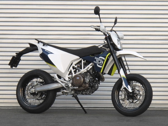 HUSQVARNA 701SUPERMOTO 試乗受付開始