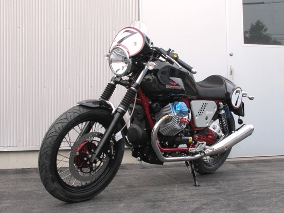 MOTO GUZZI V7RACER 入荷！