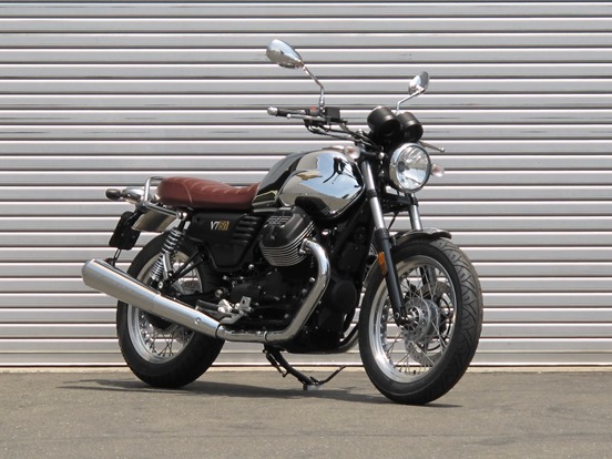 MOTO GUZZI V7ⅢANNIVERSARIO入荷！